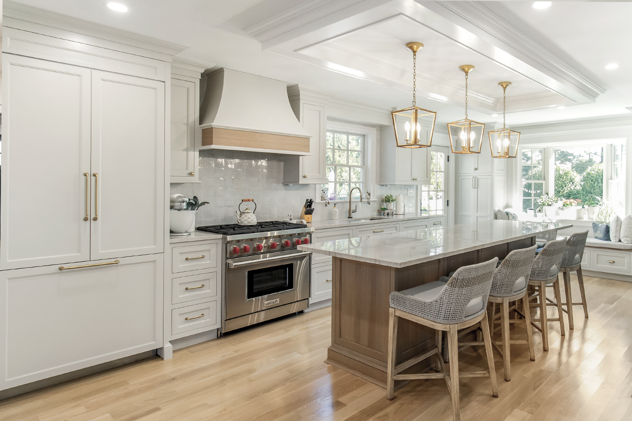 Soft Hints of Oak | Garden City